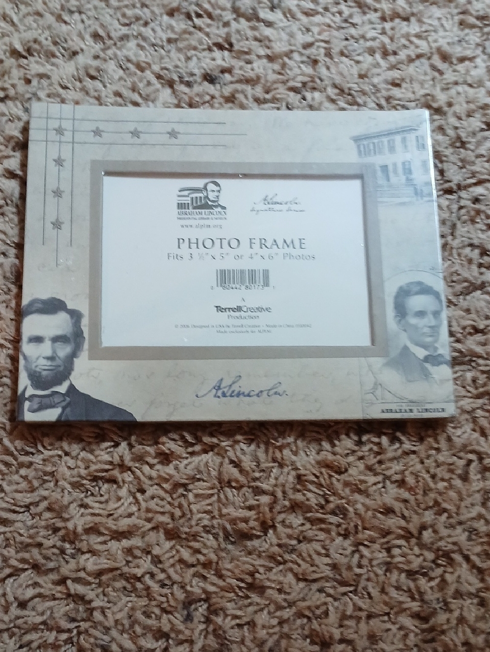 Beige Abraham Lincoln Themed Photo Frame